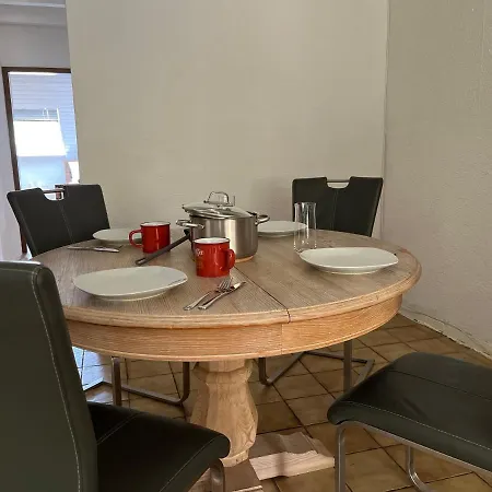 Monteurzimmer Reuhl - Rodenstein * Frankisch-Crumbach