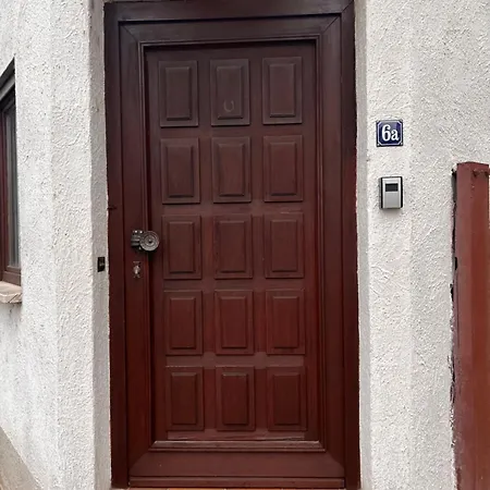 Monteurzimmer Reuhl - Rodenstein Апартаменты Frankisch-Crumbach