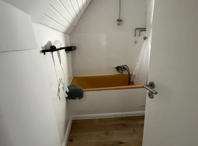 Monteurzimmer Reuhl - Rodenstein Апартаменты *